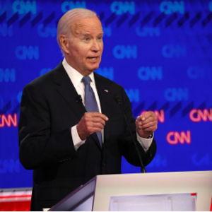 美國候選人爆料新聞報道,揭露政治黑幕的內(nèi)幕消息