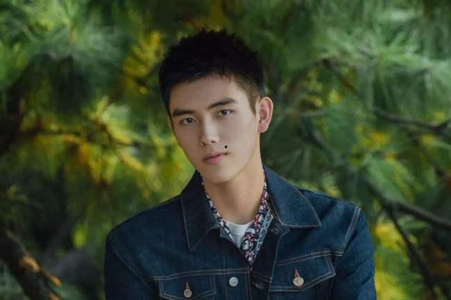 娛樂爆料陳飛宇是真的嗎,娛樂爆料真實性揭秘